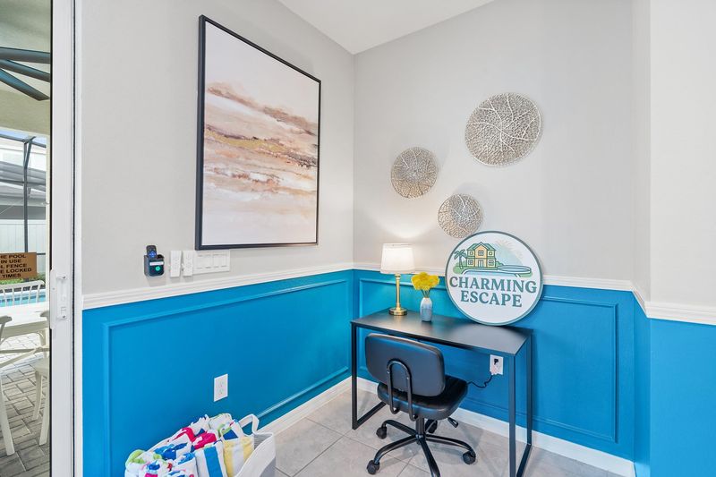 Desk & Chair