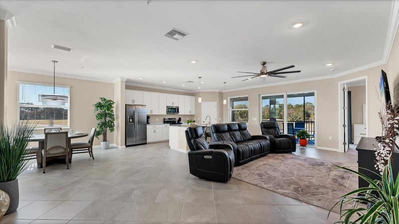 Beautiful, bright, open living space