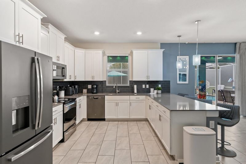 Kitchen (Angle)