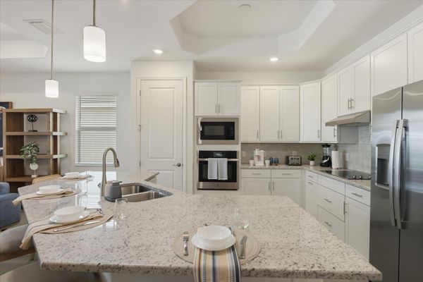 Bright, open, fully-equipped kitchen