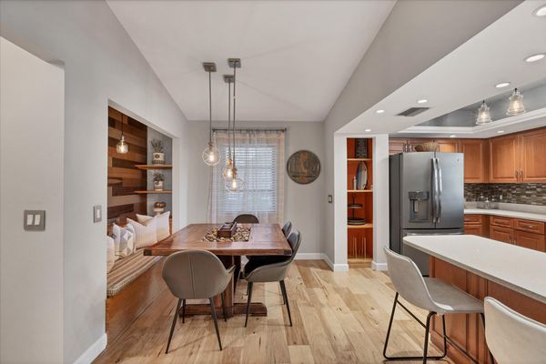 Beautiful dining area. Dining table seats 6