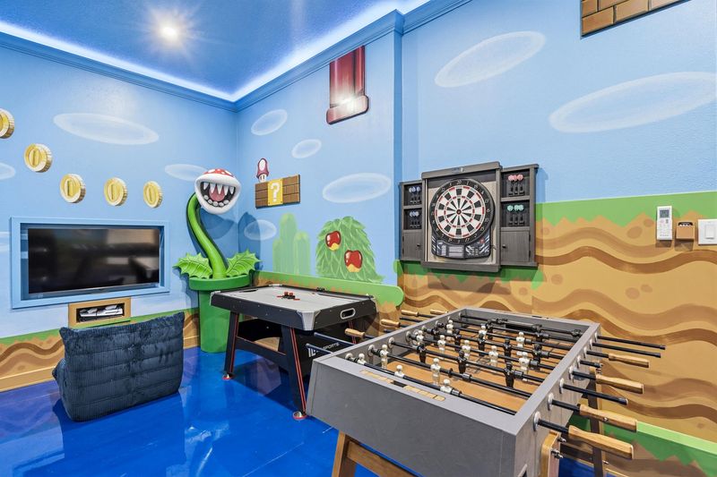 Game Room 2/50" Smart TVS, PS5, XBOX S
Pool Table, Air Hockey, Foosball - Mario Theme