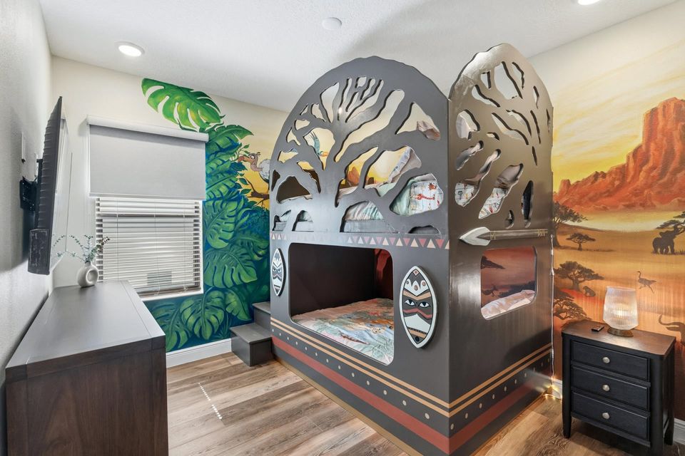 Double/Double Bunk Suite Bedroom 4 Upstairs
 Attached Shower 55" Smart TV Lion King Theme