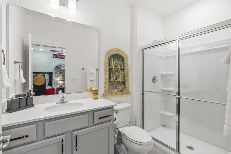 Two Twins Bathroom 6 Upstairs Shower Harry Potter Theme