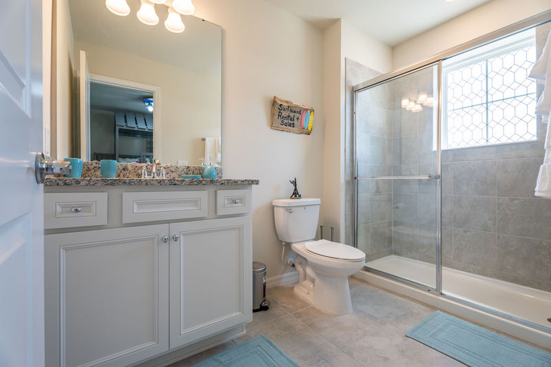 Twin/Twin Bunk + Twin Trundle Suite Bathroom 5 Upstairs Shower