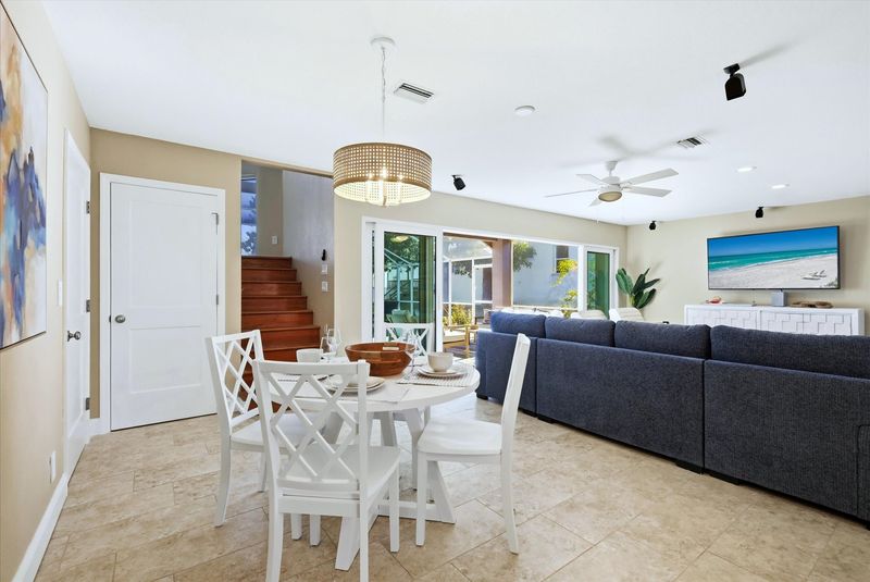 Kitchen table seats 4
