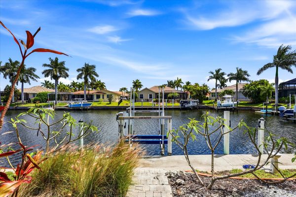 Path leading to boat dock & canal (boat dock not for guest use)