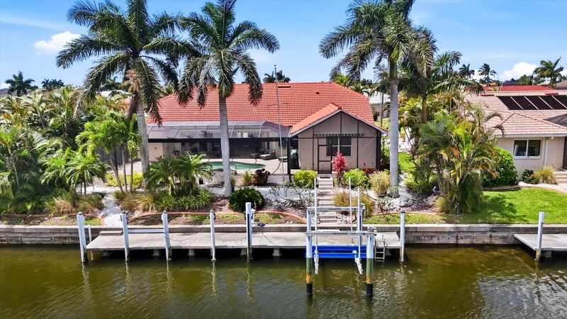 Boat dock (boat dock not for guest use) Dock size: 6' x 64' with water & power