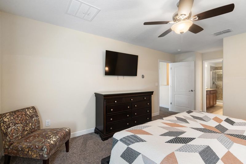 Master King Bedroom 1 Upstairs 50" Smart TV Attached Bathroom