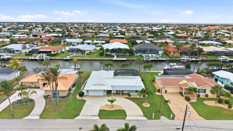 Beautiful 3 bedroom, 3 bathroom waterfront home with private pool in Punta Gorda, FL
