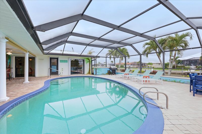 Sparkling pool overlooking the canal. Pool size: 26' x 13' x 6'