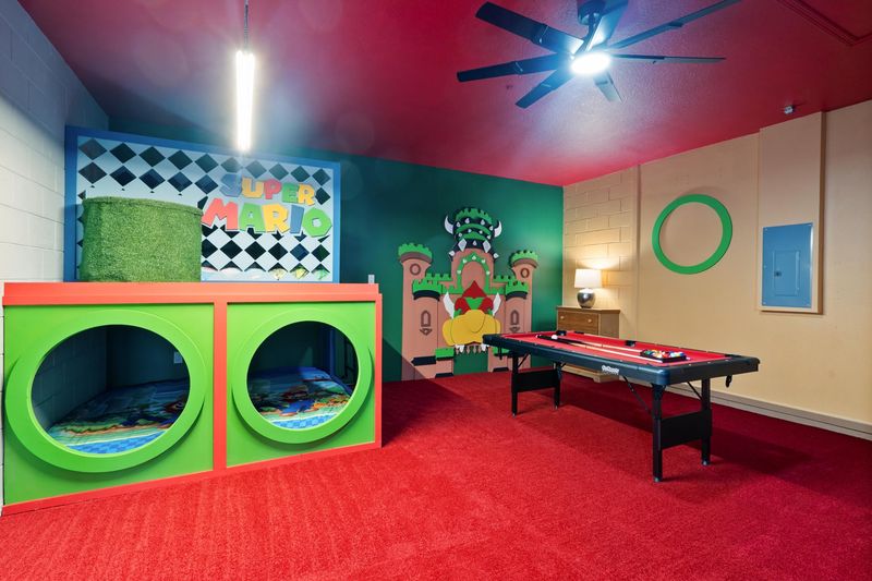 Game Room/Bunk Bedroom 4
Three Twin Beds
32" TV / 2 game consoles
Pool Table