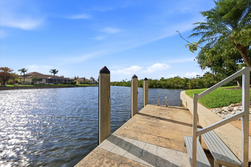 Dock size: 7' x 30' with power & water