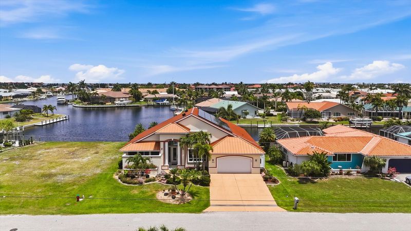 Beautiful 3 bedroom, 2 bathroom waterfront home with private pool in Punta Gorda, FL