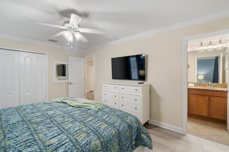 King Suite Bedroom 2 Upstairs Attached Bathroom 55" TV