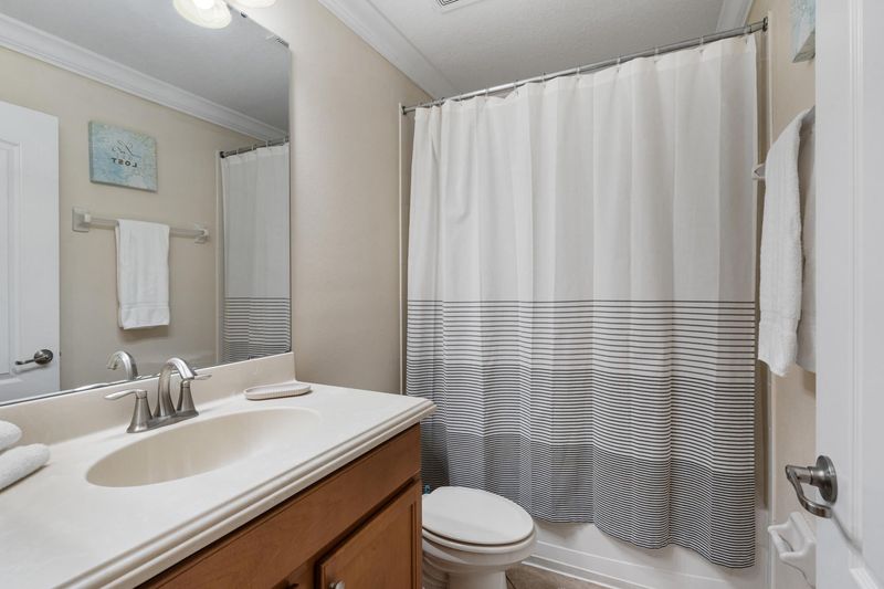 Hall Bathroom 3 Upstairs Tub/Shower Combo