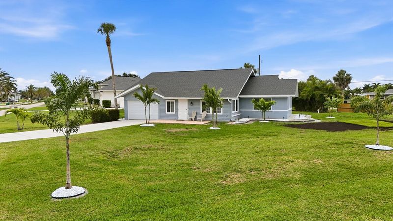 Cozy 3 bedroom, 2 bathroom home with private pool in Punta Gorda