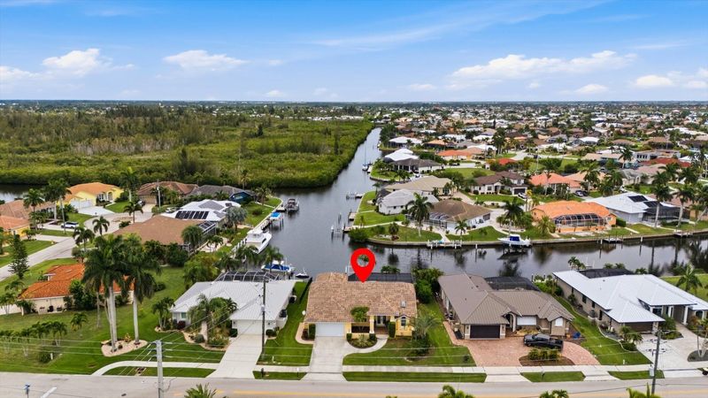 Gorgeous 4 bedroom, 2 bathroom waterfront home with private pool in Punta Gorda, FL