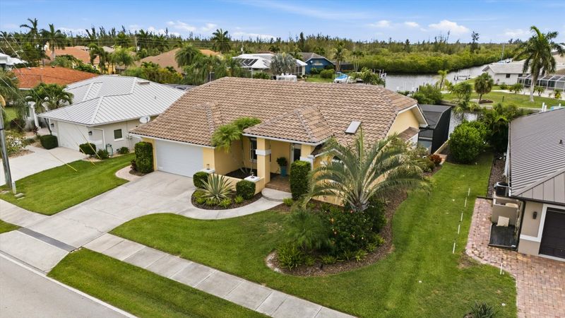 Gorgeous 4 bedroom, 2 bathroom waterfront home with private pool in Punta Gorda, FL