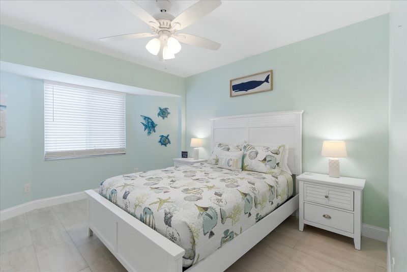 Bedroom 3 with double bed