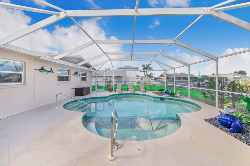 Sparkling pool overlooking the canal. Pool size: 23' x 12' x 5.5'