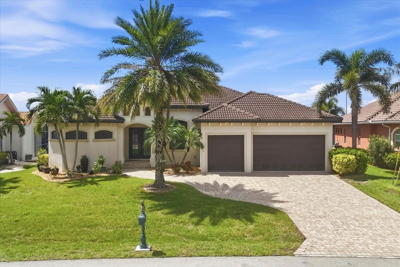 Gorgeous 3-bedroom, 3-bathroom waterfront home with private pool in Punta Gorda, FL