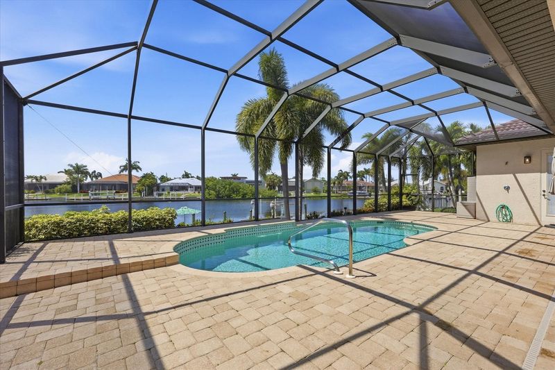 Sparkling private pool and hot tub on lani. Beautiful canal view