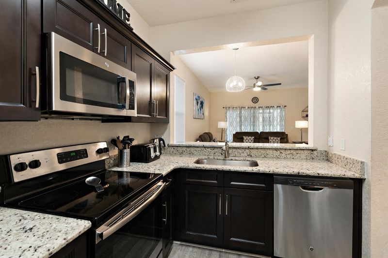 Kitchen (Angle)