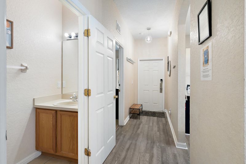 Half Bathroom 4 Downstairs / Entry