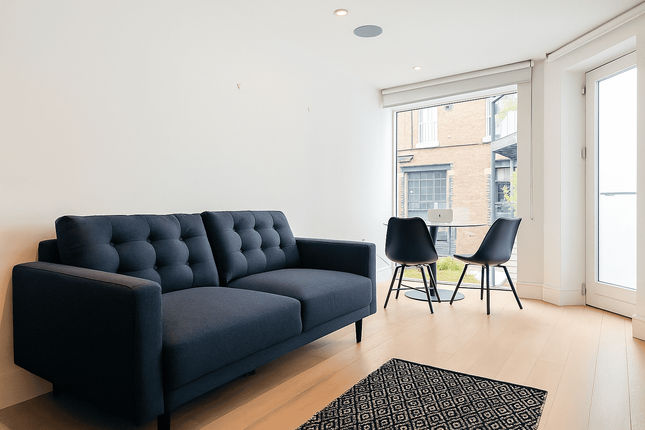 Farringdon Deluxe Quarters