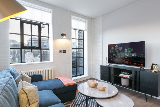 Clink Street Chic II