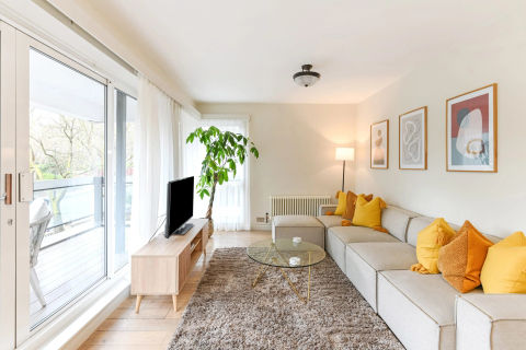 Hyde Park Gate Suites — photo 26