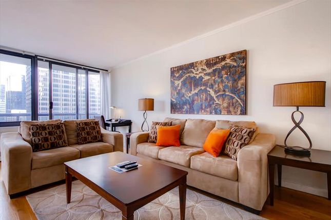 GLS Plaza Suites