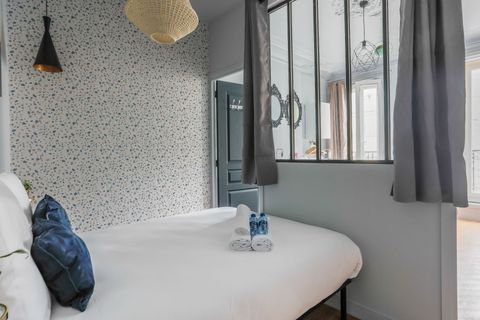 Carreau du Temple Apartments — photo 23