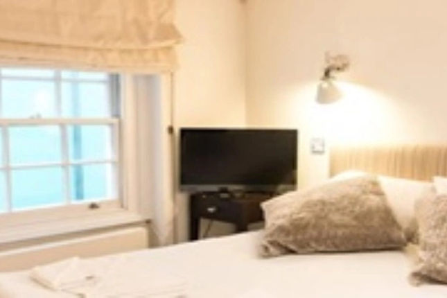 Hanover Living Apartments