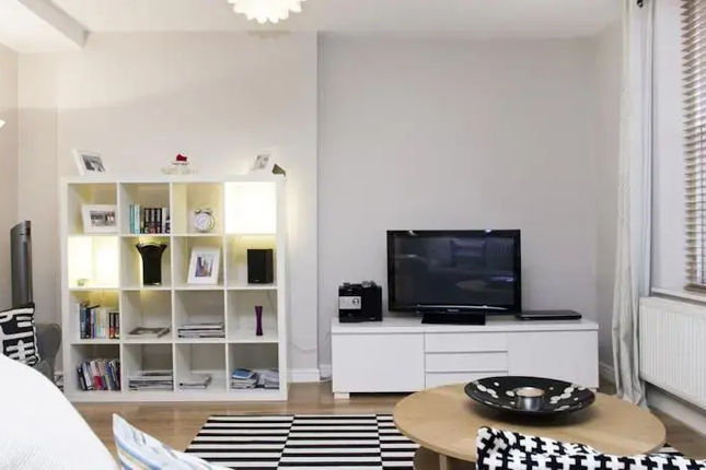 Lets Holiday In London Blackheath
