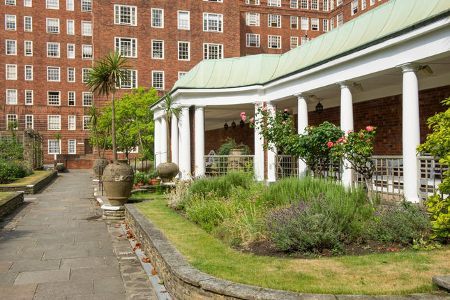 Dolphin House Serviced Apartments