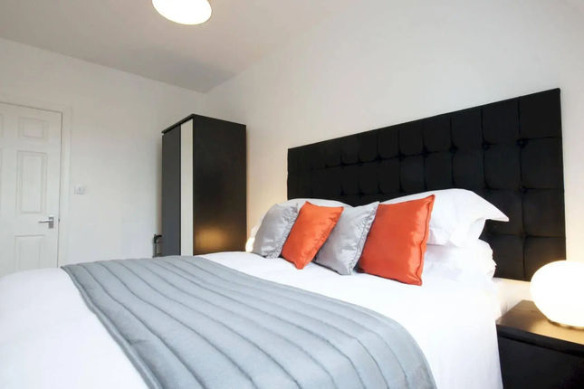 Arsenal Apartments