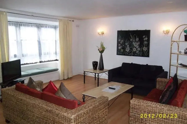 Indurrah Apartment