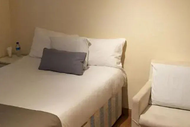 LVE- Knightsbridge Apartments