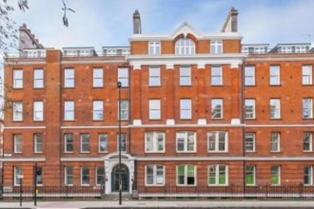 Bloomsbury Apartments by Allo Housing