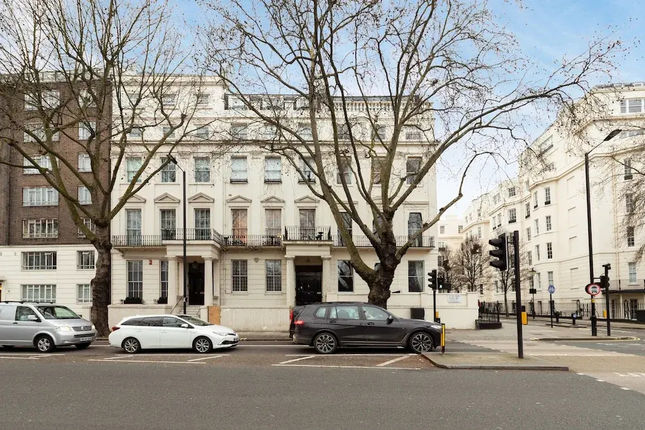 Hyde Park Place