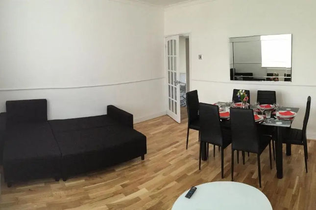 Central London 2 Bedroom Apartment