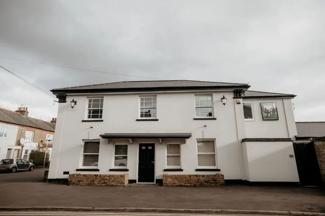 Elthorne Luxury Apartments