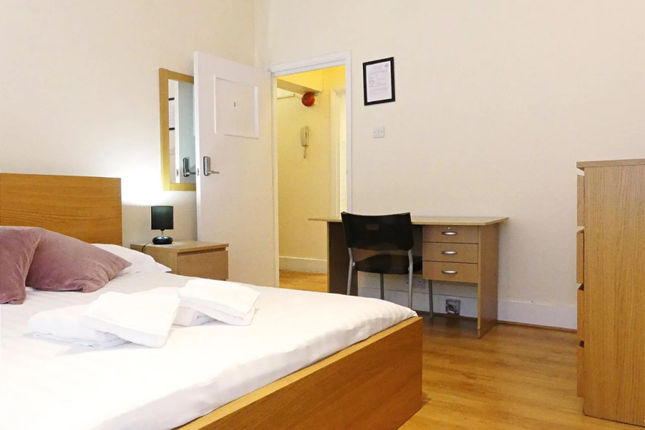 LCS London Bridge Apartments