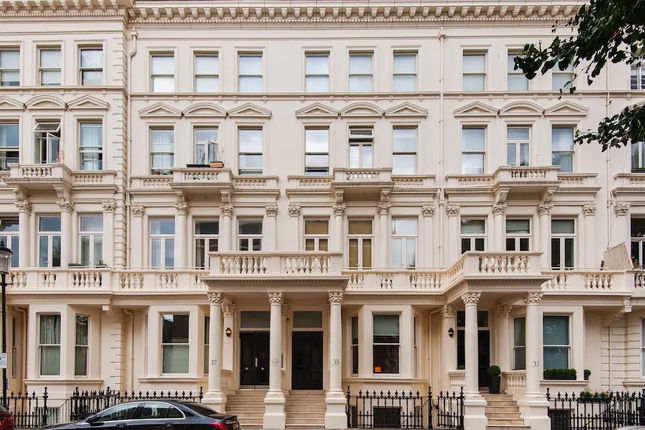 The Earl’s Court Square Garden Apartment – ALBS