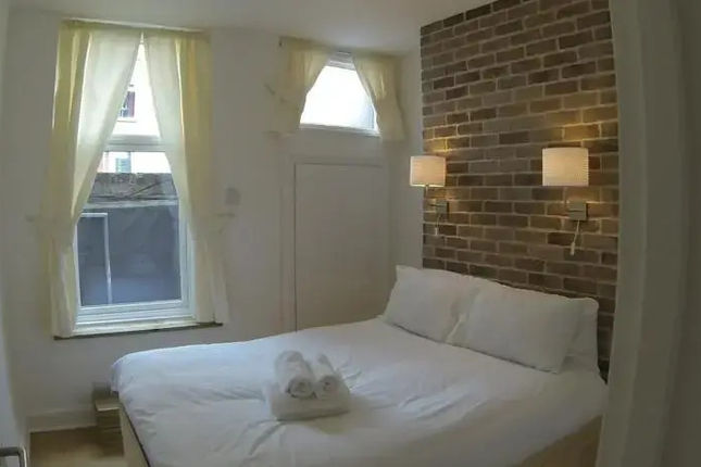 Deluxe Family Suite