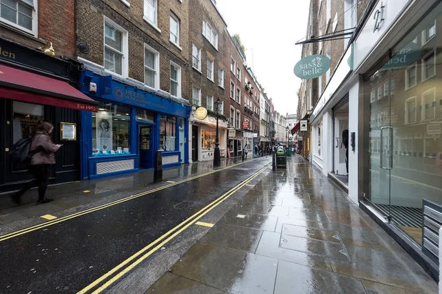 Classic Covent Garden Home by Trafalgar Square