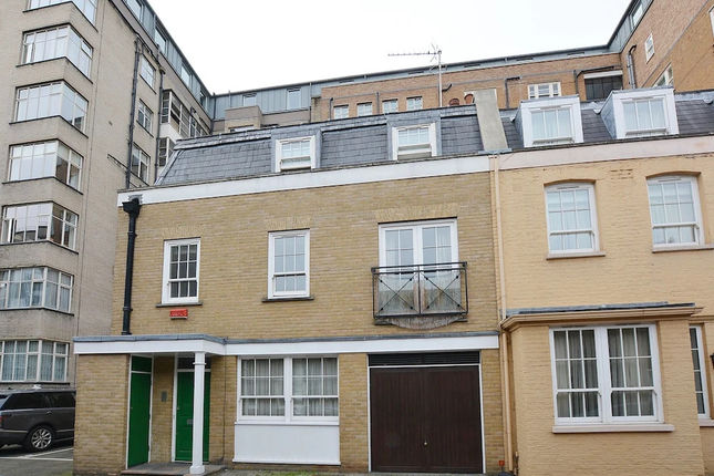 William Mews Townhouse