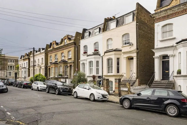 Contemporary Clapham Home Near Wandsworth Common